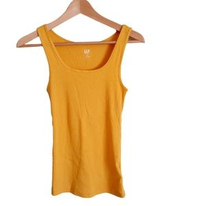 GAP tank top Size X-Small